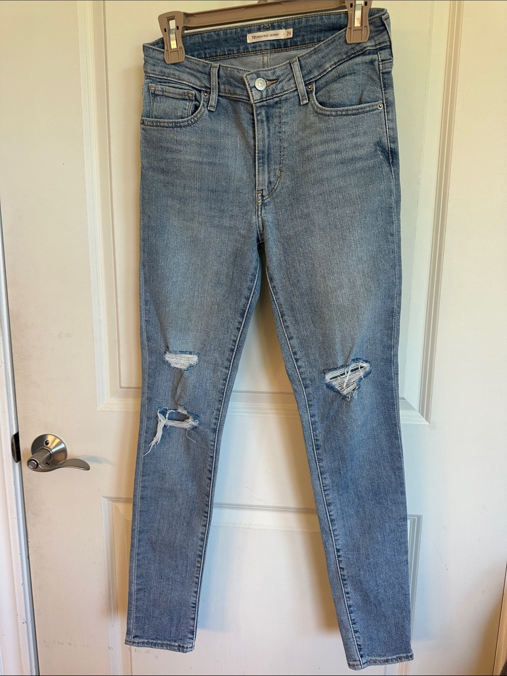Levi's Light Blue Straight Leg Jeans size 26